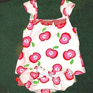 🍎Baby girls 2 pc swimsuit 🍎